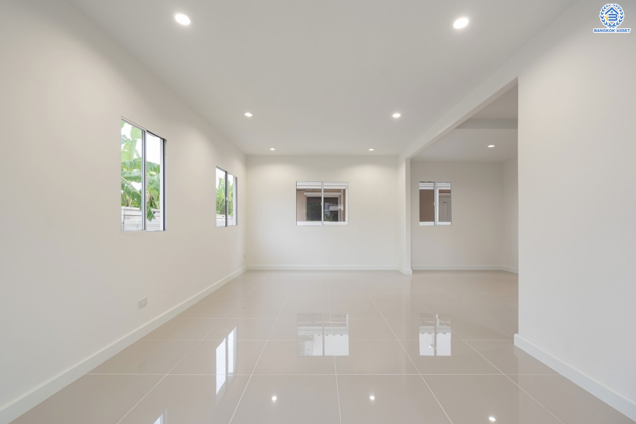 บ้านมือสองตกแต่งใหม่ ม.พฤกษาวิลเลจ10 บางใหญ่ เนื้อที่ 58.6 ตร.ว. ตอบโจทย์ทุกการอยู่อาศัย ฟังก์ชัน 3 ห้องนอน 2 ห้องน้ำ 1 ที่จอดรถ บรรยากาศเป็นส่วนตัว บนทำเลศักยภาพ เชื่อมต่อถนนกาญจนาภิเษก ใกล้เซ็นทรัลเวสต์เกต ทางด่วน "ศรีรัช" และรถไฟฟ้า "สถานีตลาดบางใหญ่"